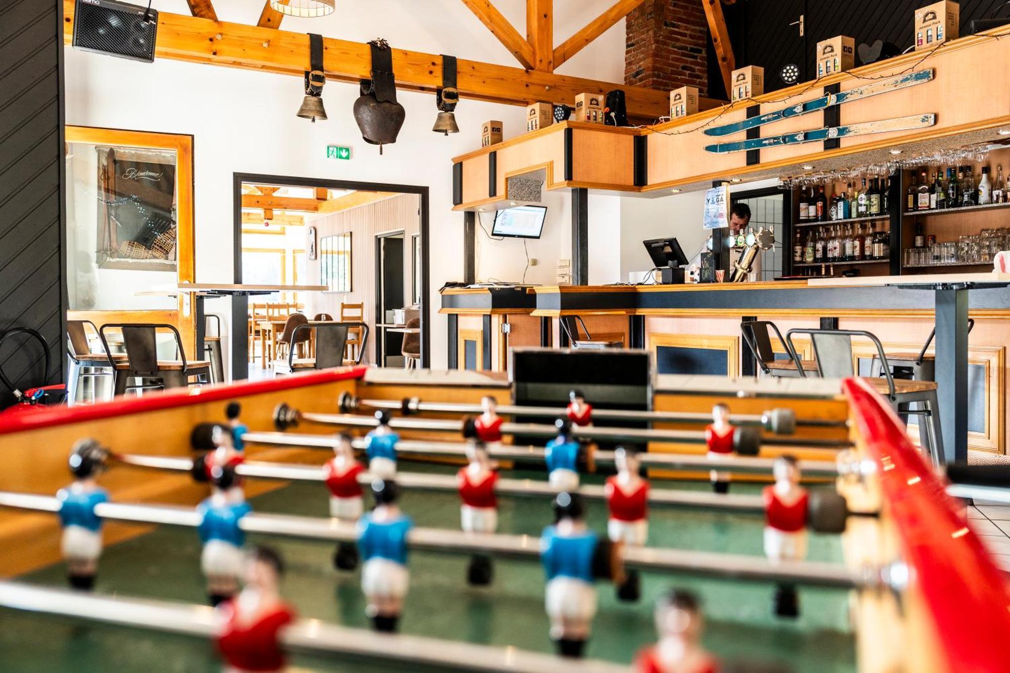 Hotel-Club Cote Dole, Ussim Vacances เลรูส ภายนอก รูปภาพ